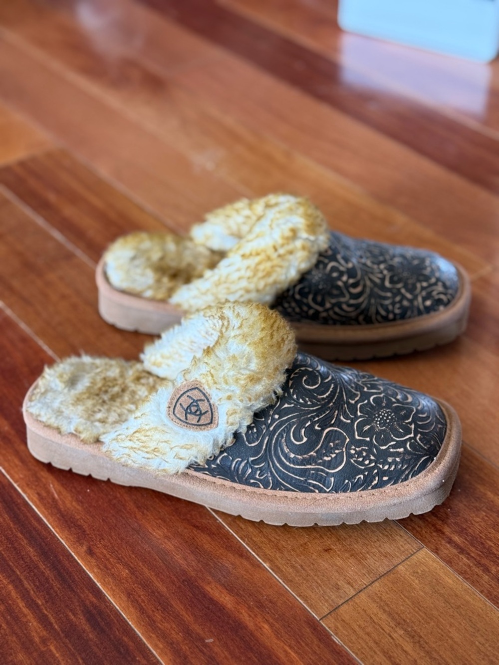 Ariat Jackie Square ToeLeather Slippers